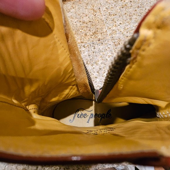 Free people brown patent leather zip boots - Picture 3 of 8